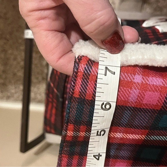 NWOT Victoria’s Secret Plaid & Fur Trim Tote - Picture 5 of 7